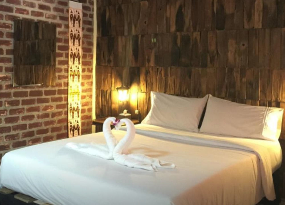 Baan Thai Homestay By Bgb Villas Kata Beach  Exterior foto